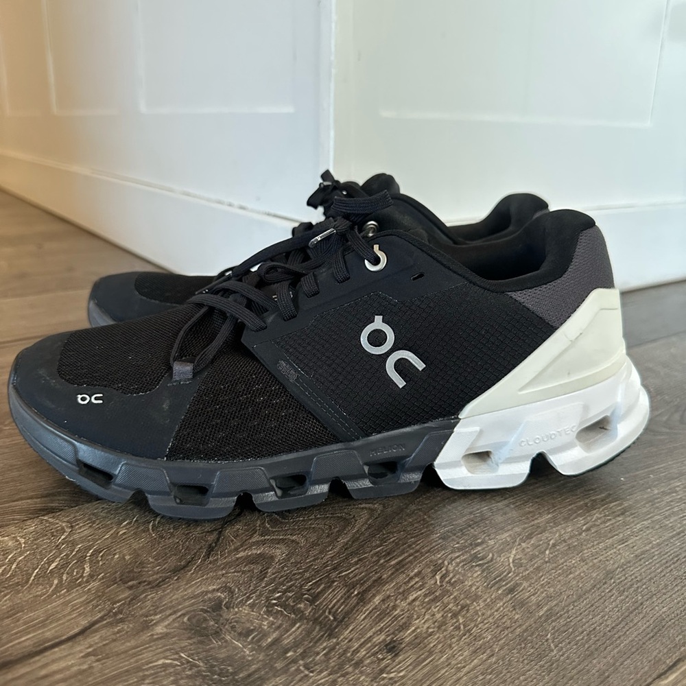 On Running Black and Gray Athletic Shoes